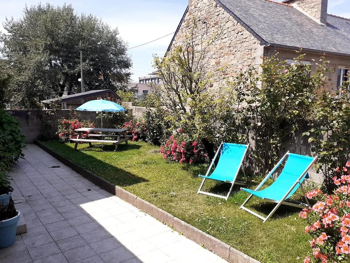 Petite Maison De Ville - Esprit De Famille Saint Malo 0*,  Franciaország
